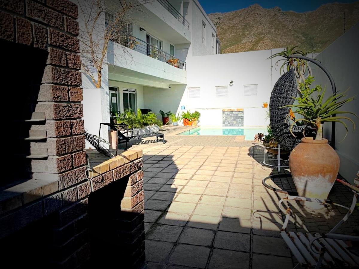 Bay-Side Apartment, Gordon'S Bay Extérieur photo